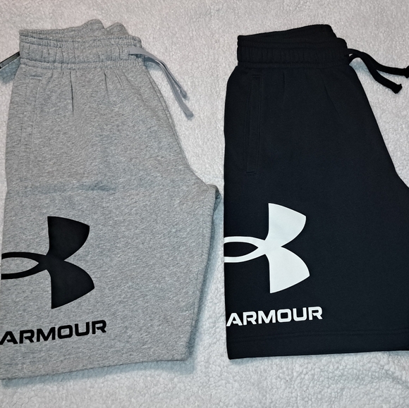 Mens Under Armour Sweatshorts - Picture 2 of 6